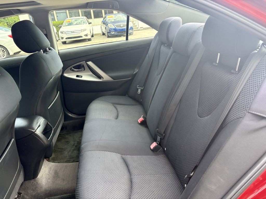 2010 Toyota Camry Image 10
