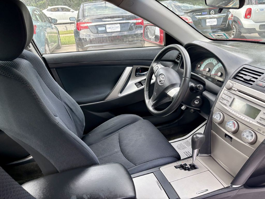 2010 Toyota Camry Image 12