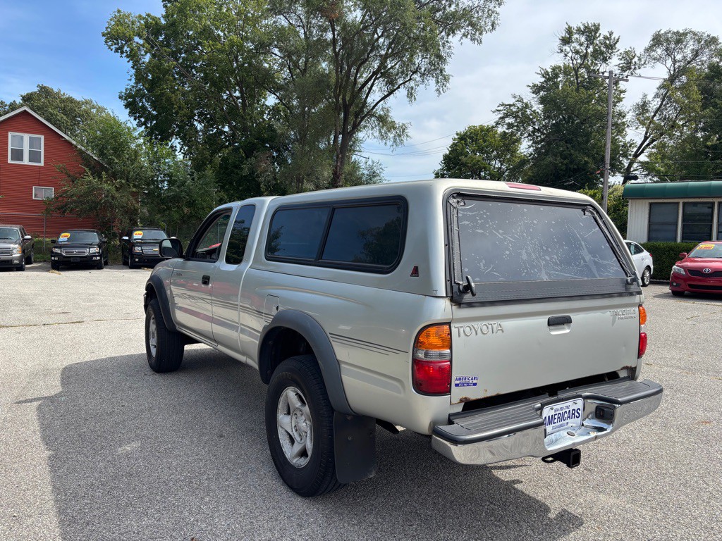 2001 Toyota Tacoma Image 7