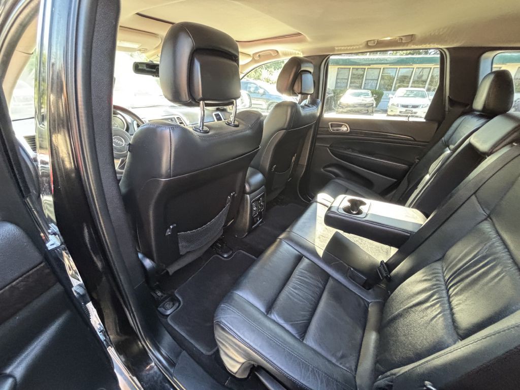 2012 Jeep Grand Cherokee Image 13