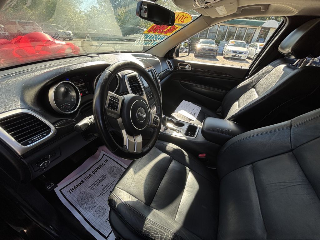 2012 Jeep Grand Cherokee Image 9