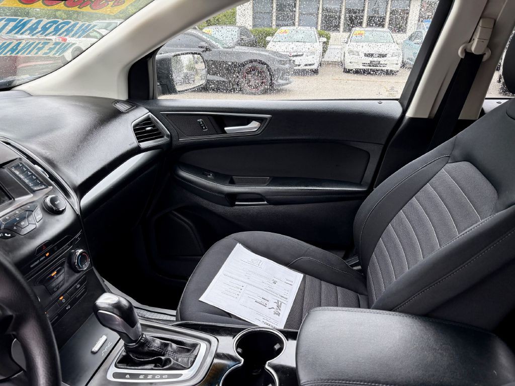 2015 Ford Edge Image 9