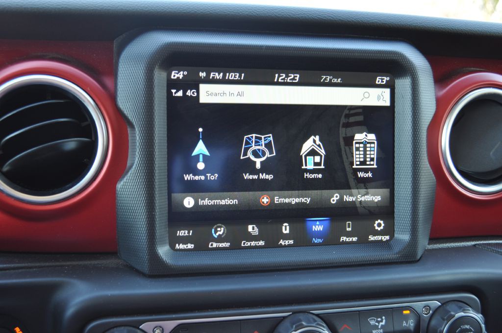 2023 Jeep Gladiator Image 16