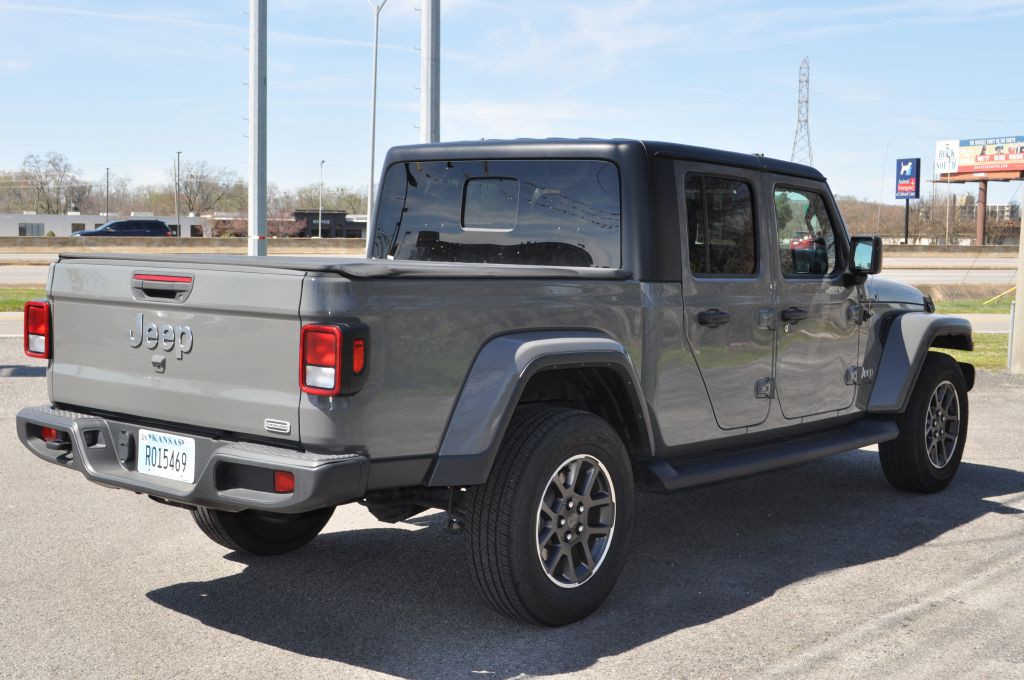 2023 Jeep Gladiator Image 9