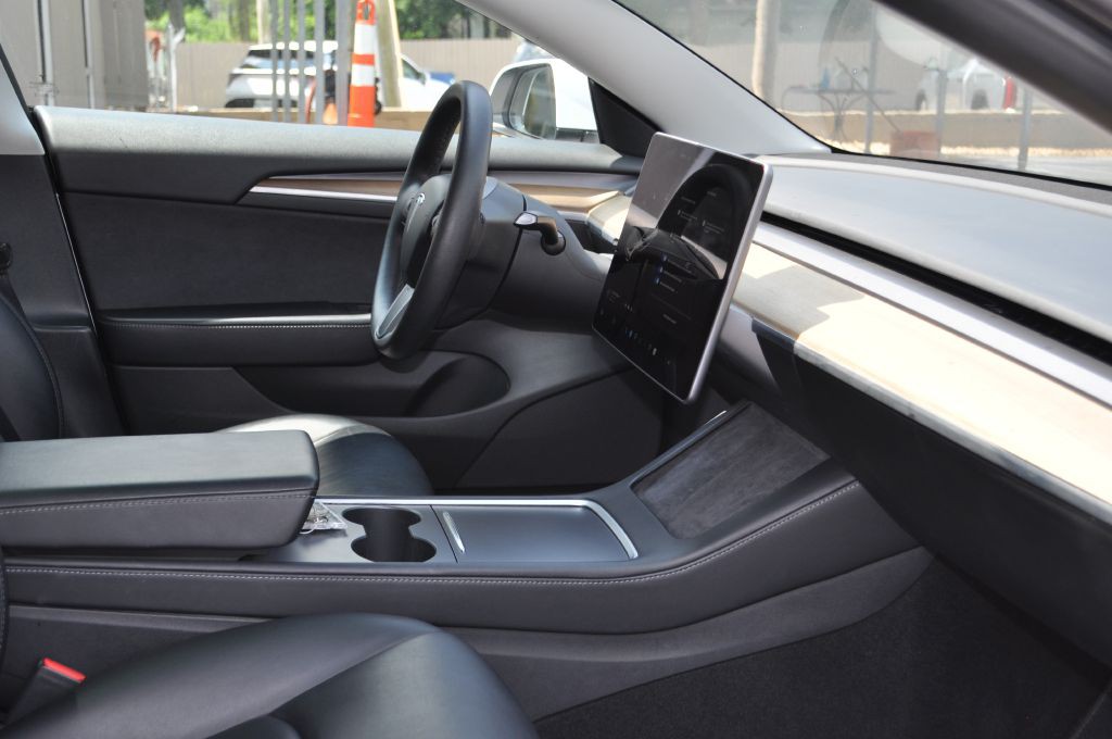 2022 Tesla Model 3 Image 19