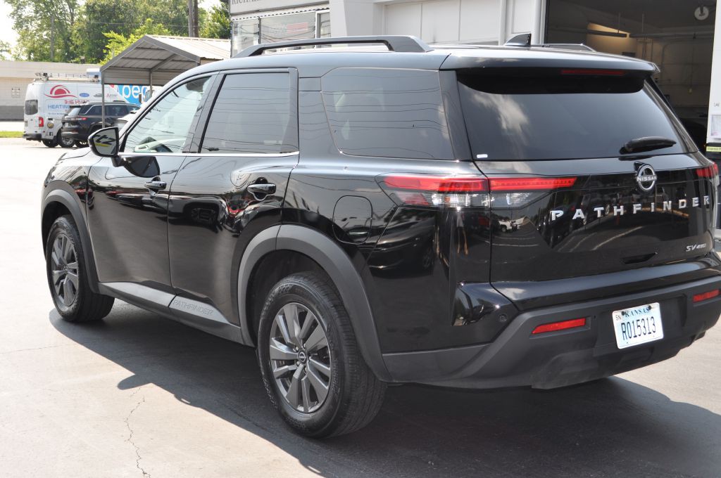 2024 Nissan Pathfinder Image 3