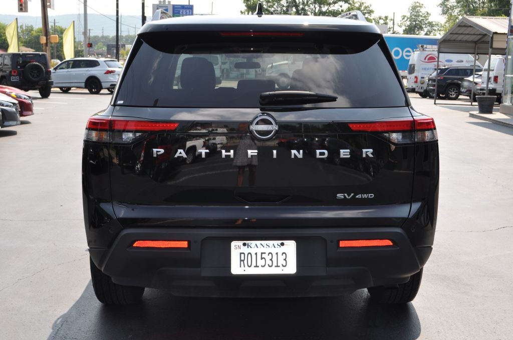 2024 Nissan Pathfinder Image 4