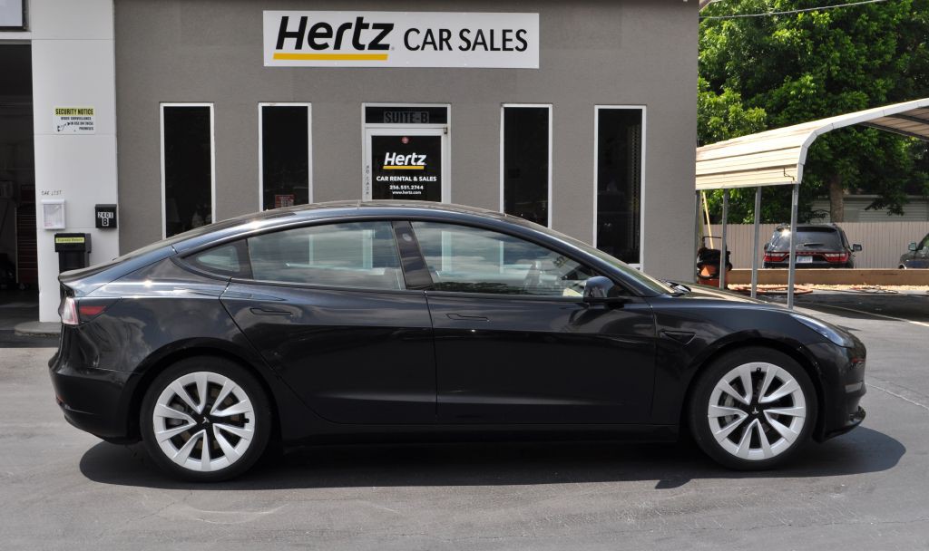 2022 Tesla Model 3 Image 5