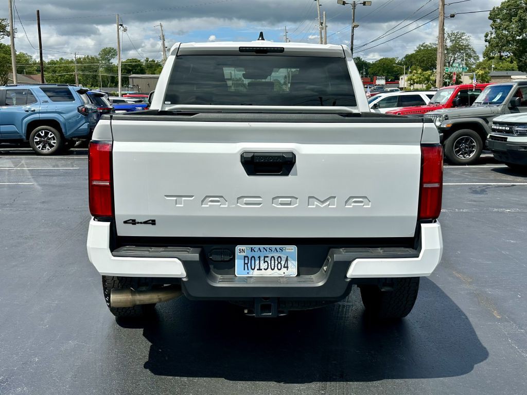 2025 Toyota Tacoma Image 5