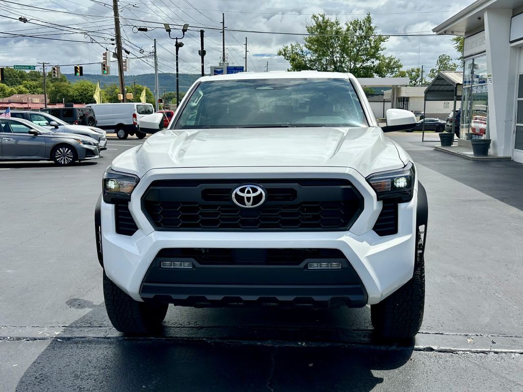 2025 Toyota Tacoma Image 7