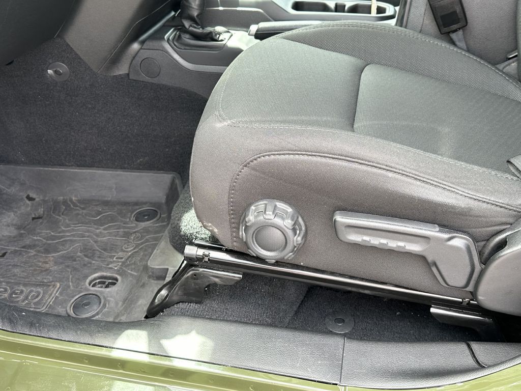 2023 Jeep Wrangler Image 8