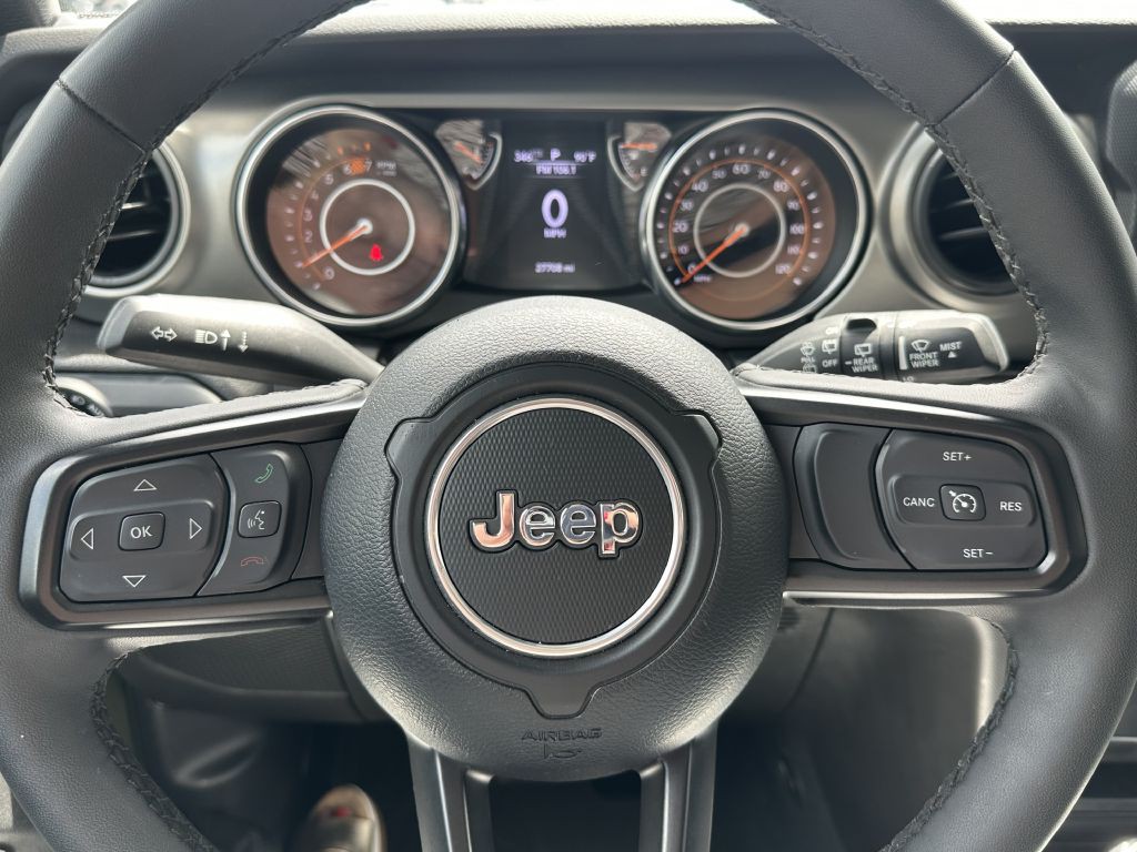 2023 Jeep Wrangler Image 9
