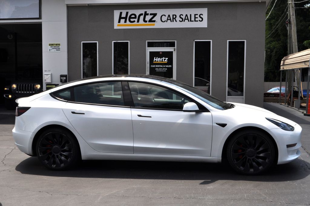 2022 Tesla Model 3 Image 2