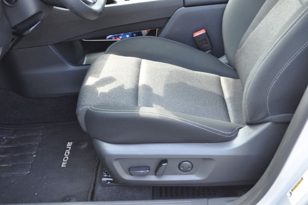 2024 Nissan Rogue Image 7
