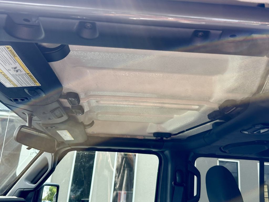 2023 Jeep Wrangler Image 9