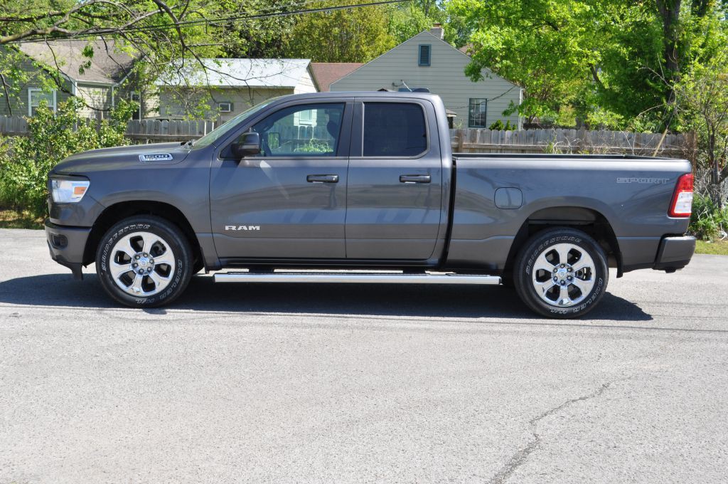 2023 RAM 1500 Image 2