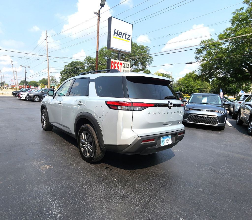 2024 Nissan Pathfinder Image 4