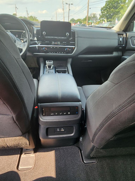 2024 Nissan Pathfinder Image 7
