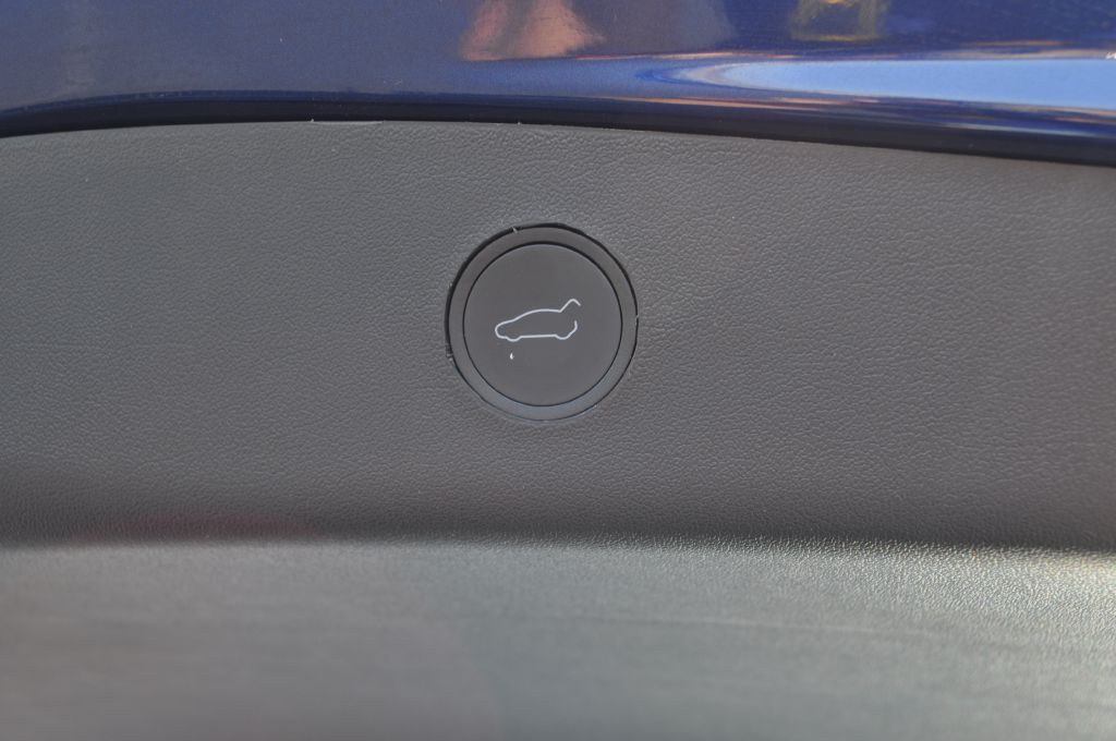 2022 Tesla Model 3 Image 18