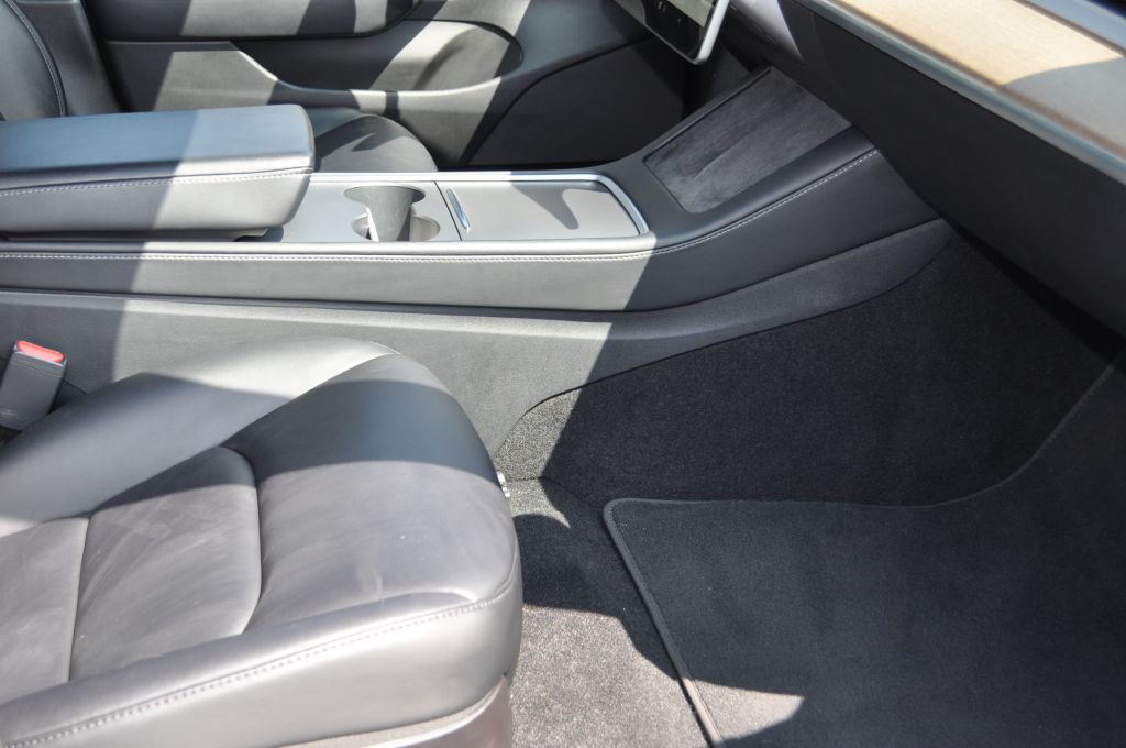 2022 Tesla Model 3 Image 20