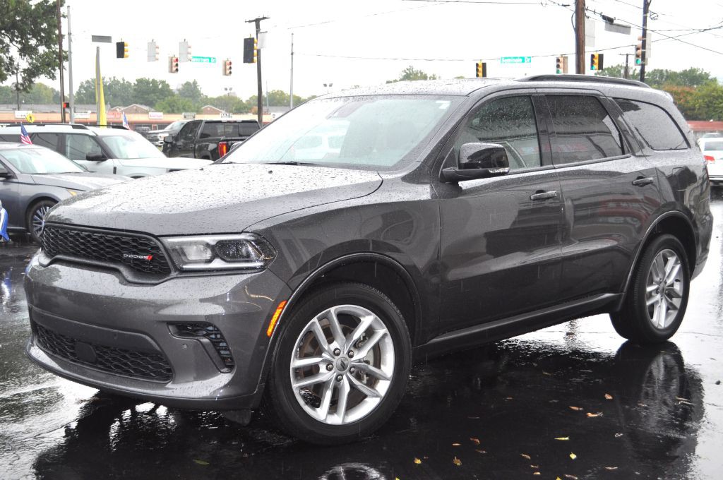 2025 Dodge Durango Image 2