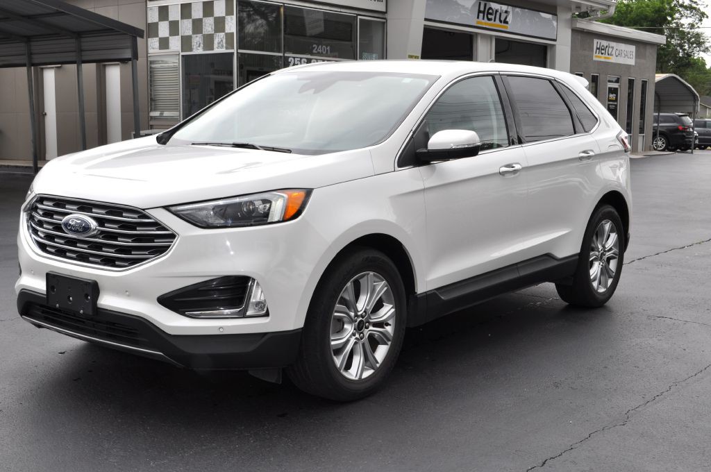2023 Ford Edge Image 1