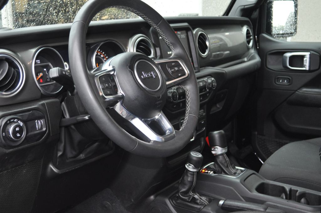 2023 Jeep Gladiator Image 10