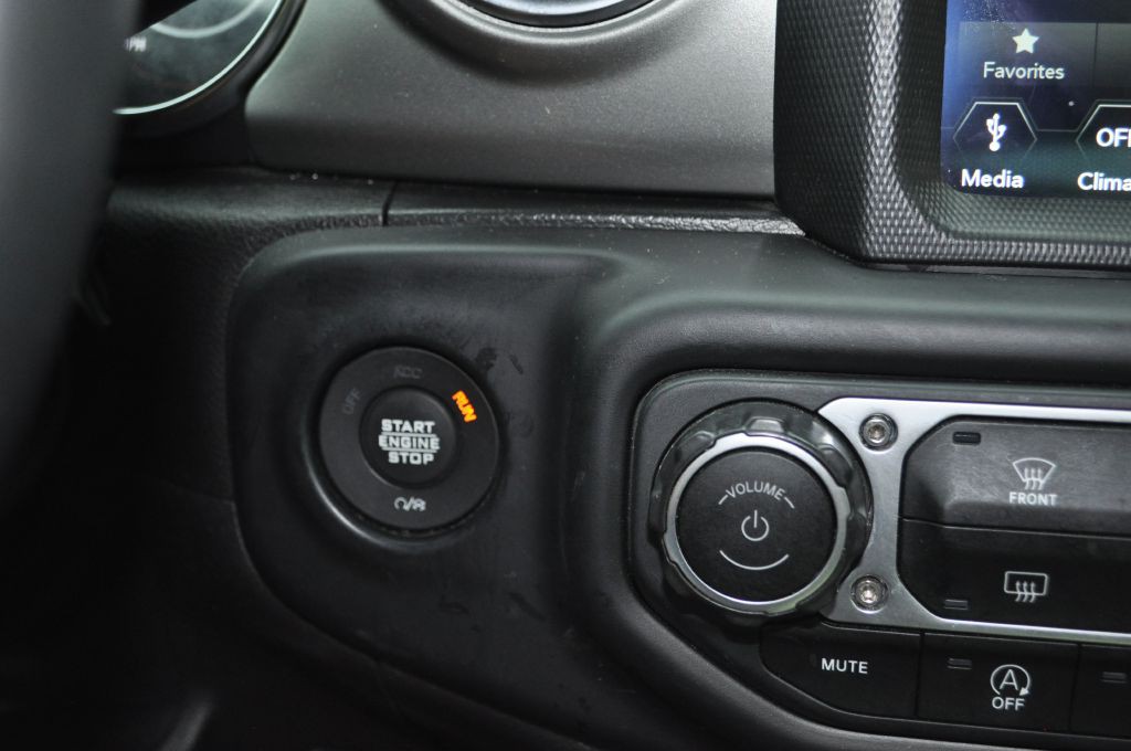 2023 Jeep Gladiator Image 14