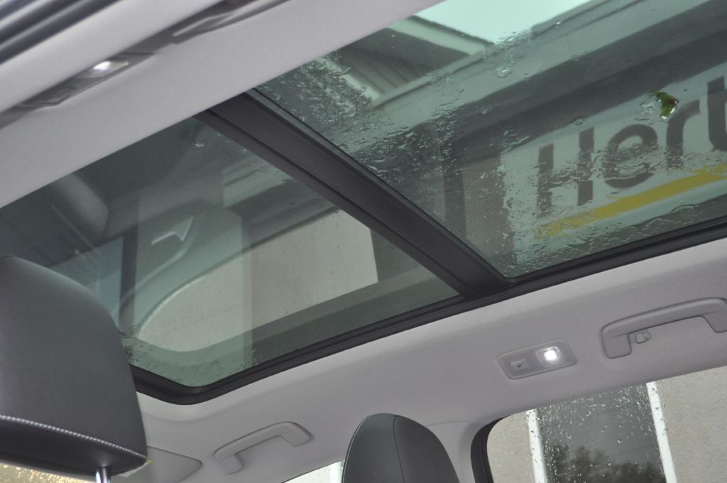 2022 Volkswagen Taos Image 6