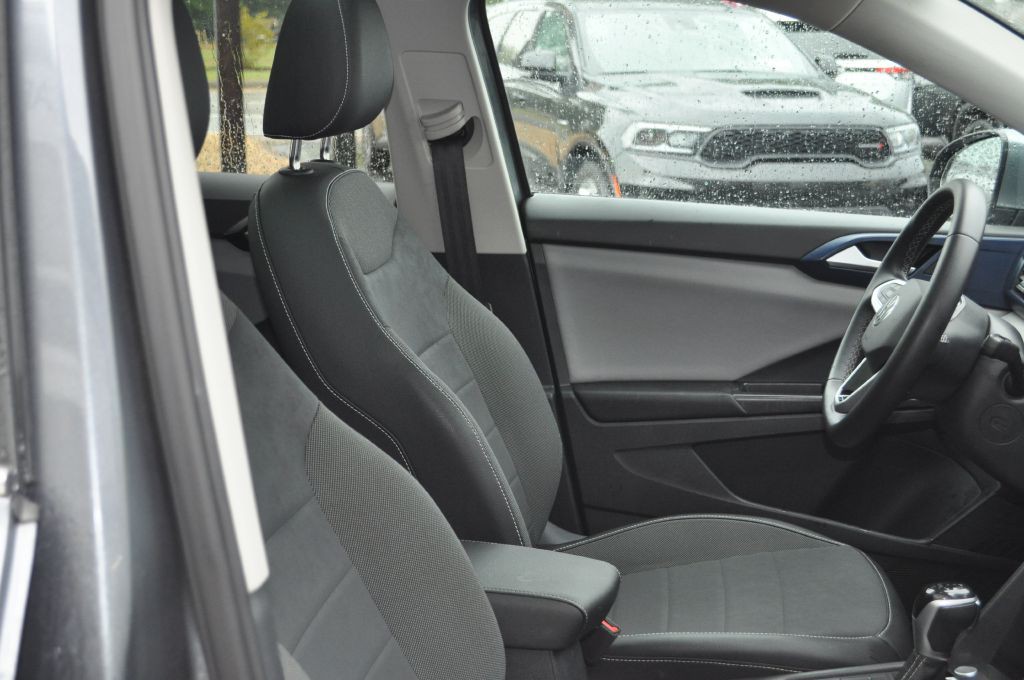 2022 Volkswagen Taos Image 19