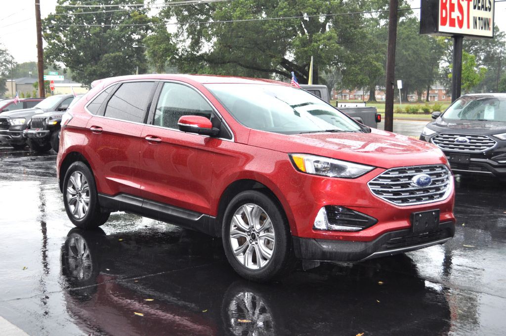 2023 Ford Edge Image 1