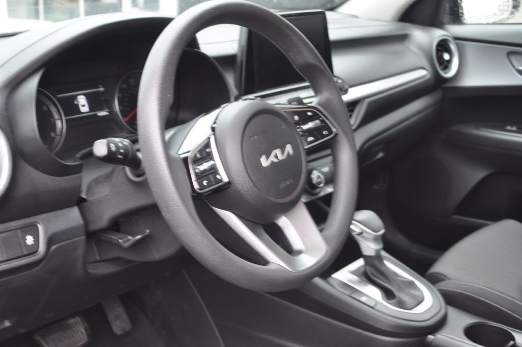 2024 Kia Forte Image 8