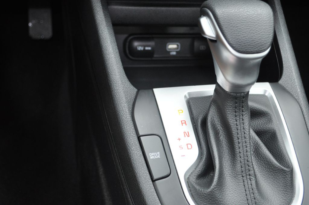 2024 Kia Forte Image 12