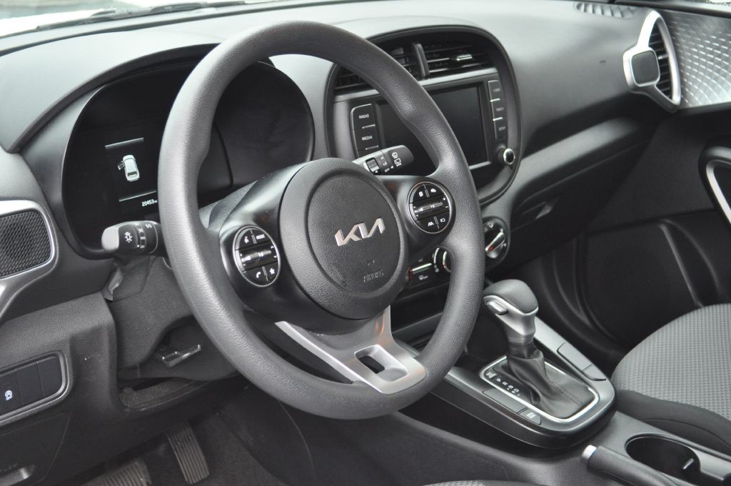2024 Kia Soul Image 8