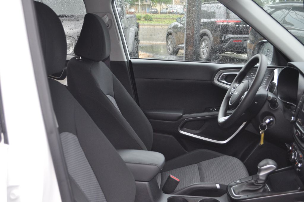 2024 Kia Soul Image 18