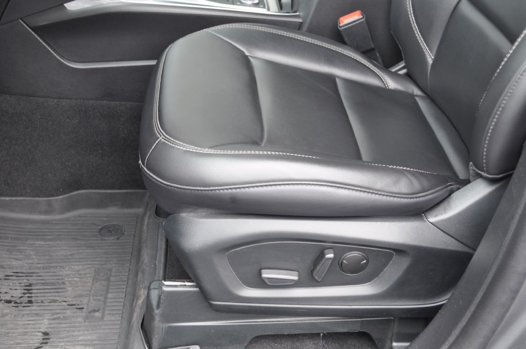 2024 Ford Explorer Image 6