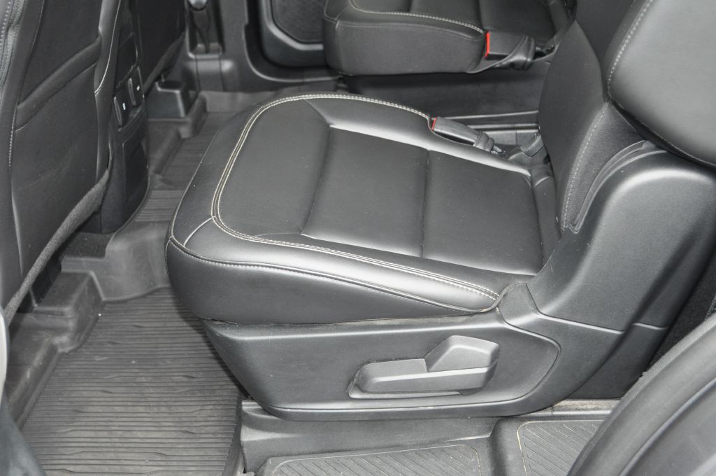 2024 Ford Explorer Image 16