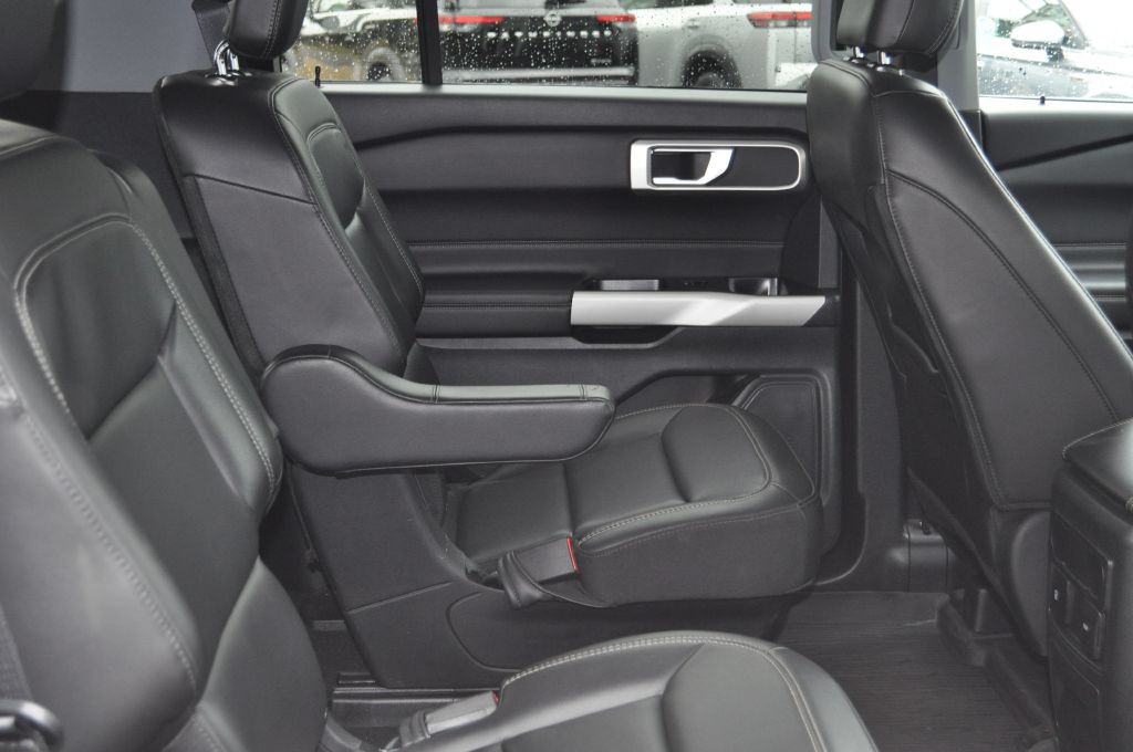 2024 Ford Explorer Image 18
