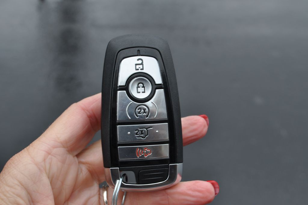 2024 Ford Explorer Image 21
