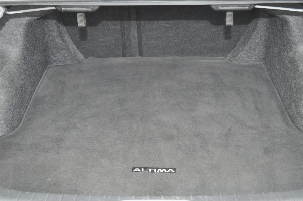 2024 Nissan Altima Image 13