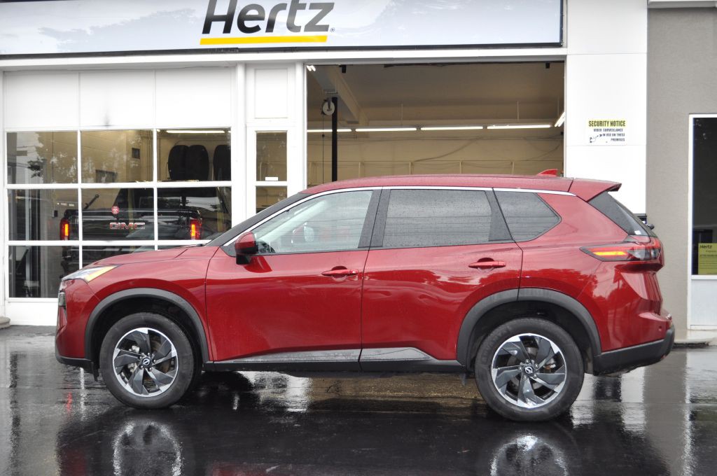 2024 Nissan Rogue Image 1