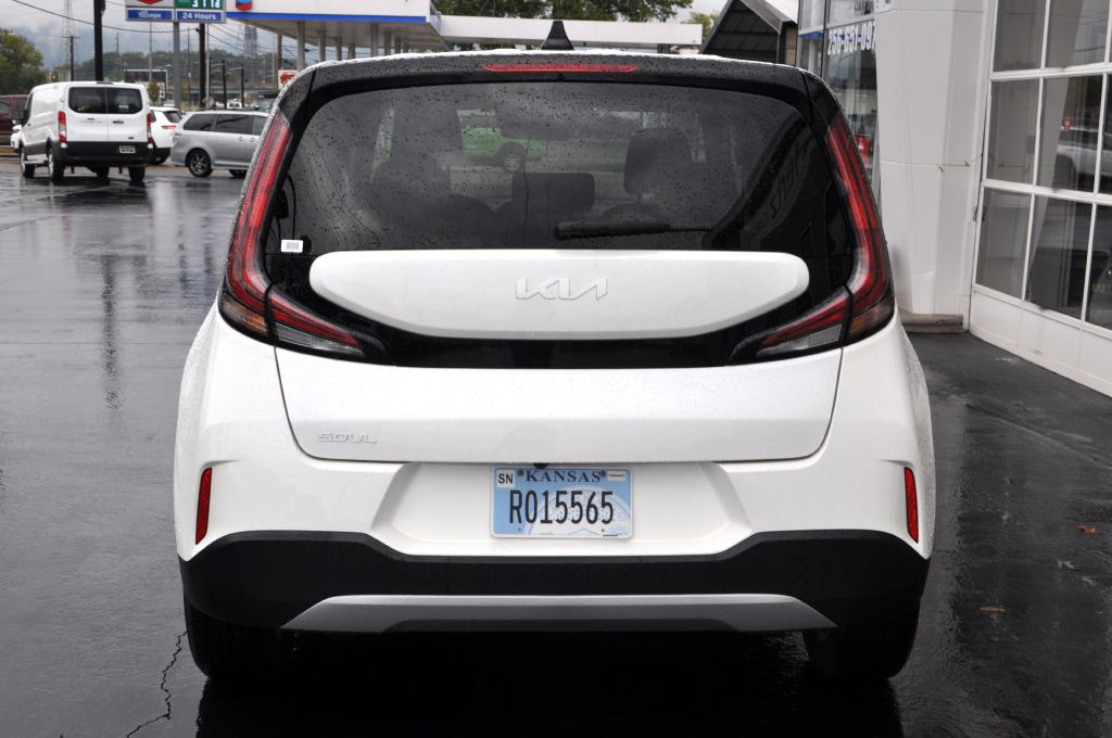 2024 Kia Soul Image 5