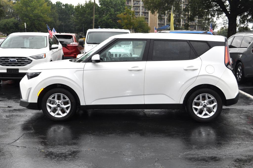 2024 Kia Soul Image 19