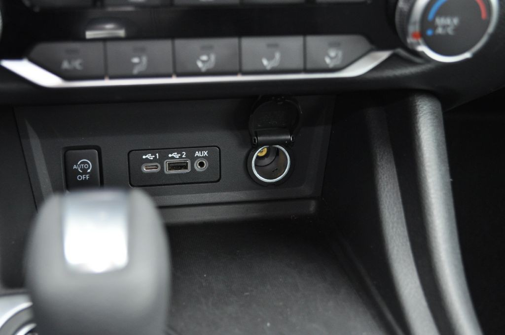 2024 Nissan Sentra Image 10