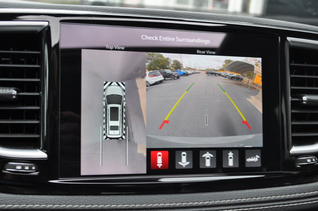 2022 Chrysler Pacifica Image 12