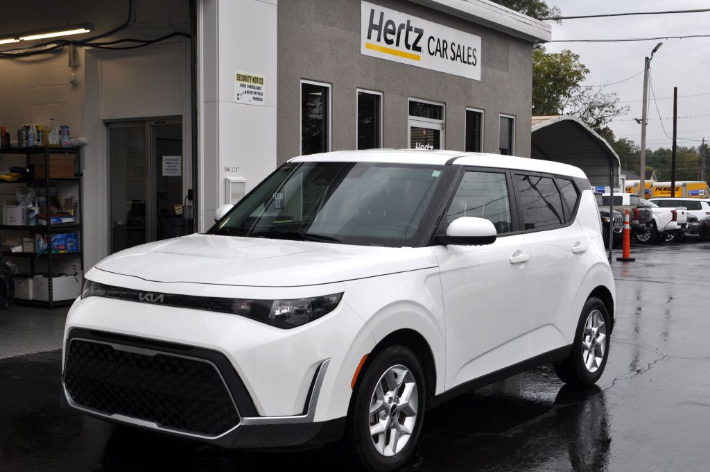 2024 Kia Soul Image 3