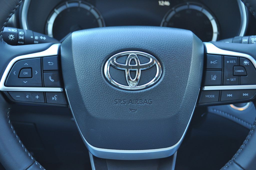 2025 Toyota Highlander Image 10