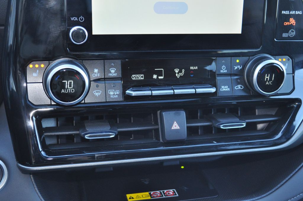 2025 Toyota Highlander Image 12