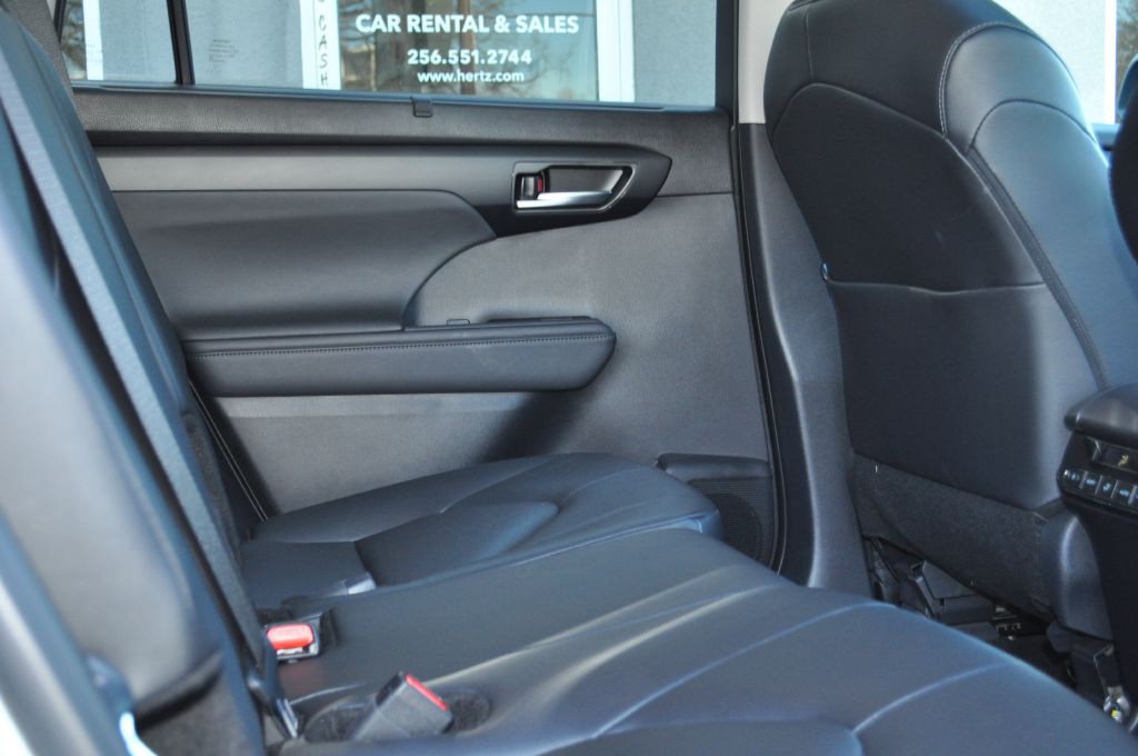 2025 Toyota Highlander Image 20