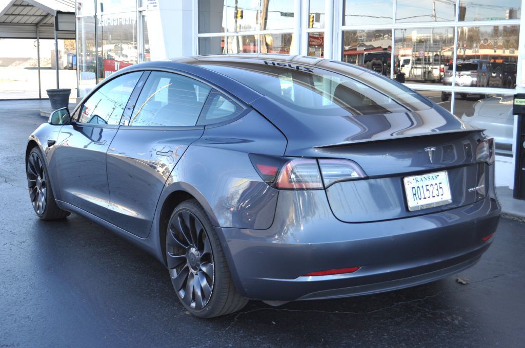 2022 Tesla Model 3 Image 4